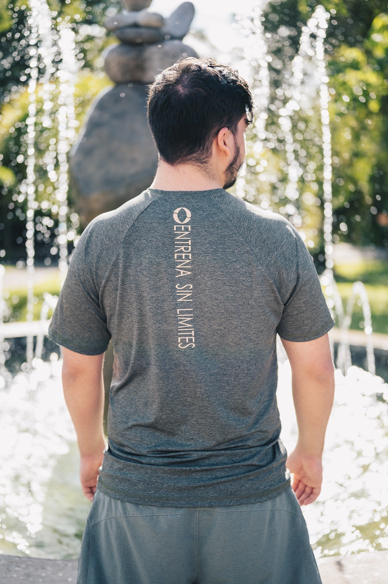 Camisa hombre MC gris oscuro