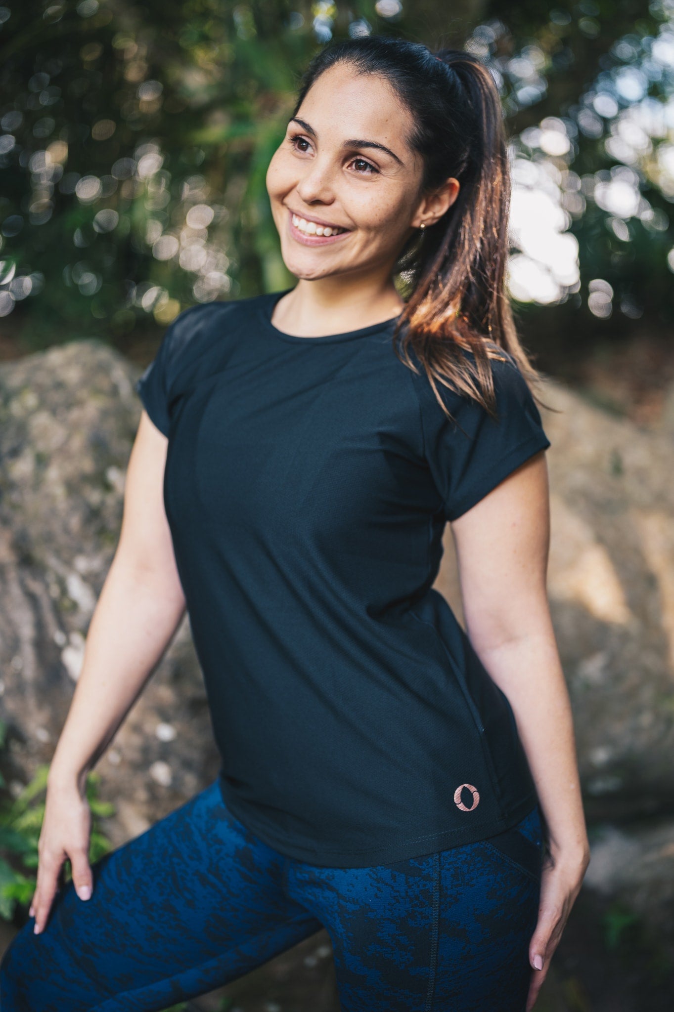 Camisa negra