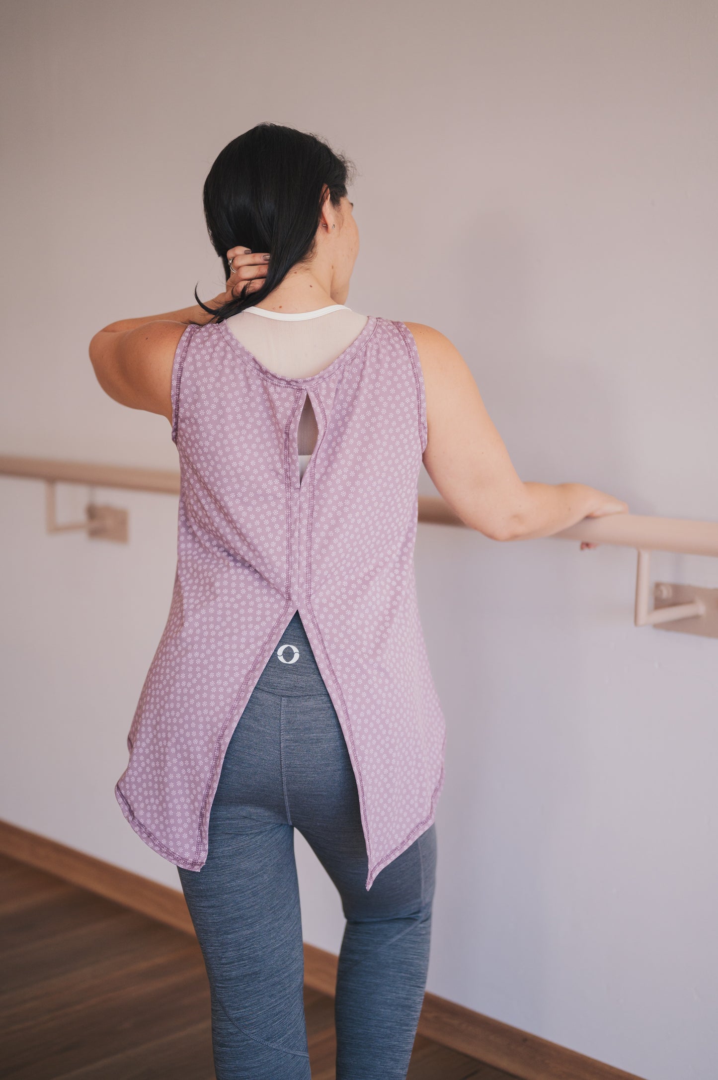 Camisa media espalda lila