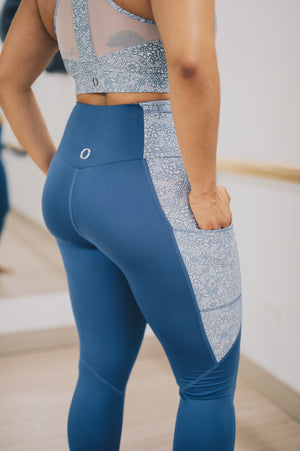 Legging encaje celeste