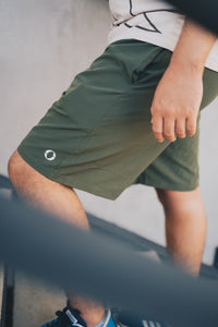 Pantaloneta hombre verde olivo