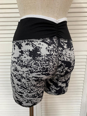 Biker short poro blanco